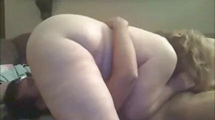 Blonde heeft interraciale seks nederlandse porno tube in de natuur.