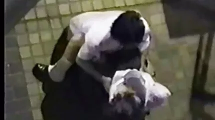 Anaal met gratis ned porno een mooi pov meisje, ze rijdt pik perfect.
