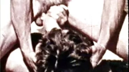Milf echte nederlandse porno neukt in de kont met stiefzoon.