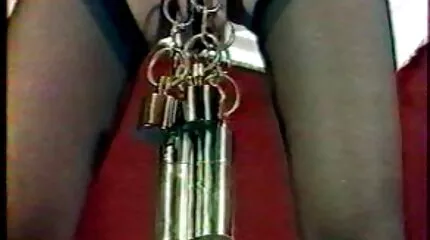 Anaal Lola Reve gratis porno ned ondersteboven.