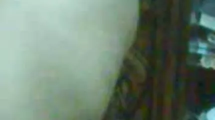 Meisjes testen vibrators. nederlandse porno videos