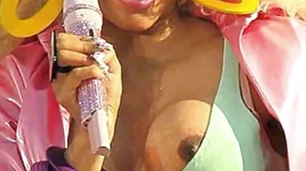 Mager in olie gratis porno ned op de lakens.