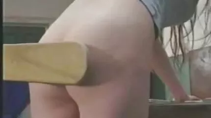 Een vriend kneedt de vagina van een buurman met free porno nederlands zijn pik.