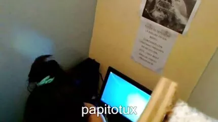 Blondine nederlandse porno videos geneukt op een Uno geweldig weekend met seks.