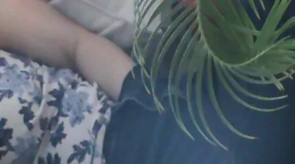 Hij neukt een fictief meisje en verlaat zijn vrouw. nederlands gesproken pornofilms