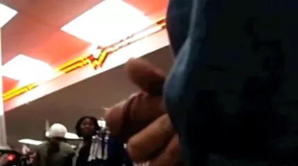 Chick vingeren gratis nederlandse porno films Poesje door seks machine.