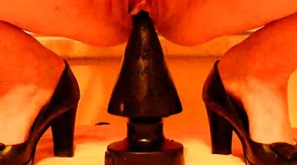 Kimber giocaOods speelt nederlandse porno videos met lul.